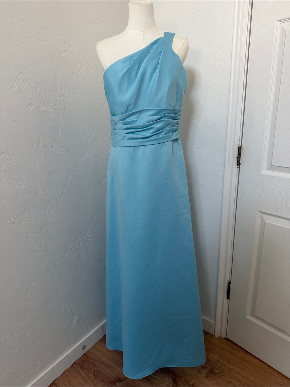 One-Shoulder Light Blue Evening Formal Bridesmaid Dress